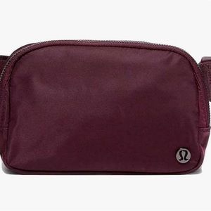 Lululemon everywhere belt bag Merlot